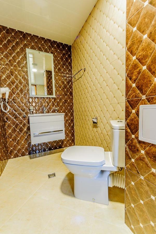 Hotel Alisa Pavel Banja Exteriör bild